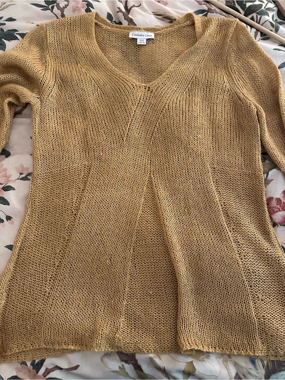 Coldwater Creek Women's Gold Toned Open Weave V-Neck Pullover Sweater Size Large